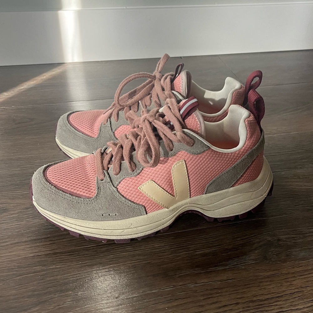 Veja Venturi Pink and Grey Free People Sneakers